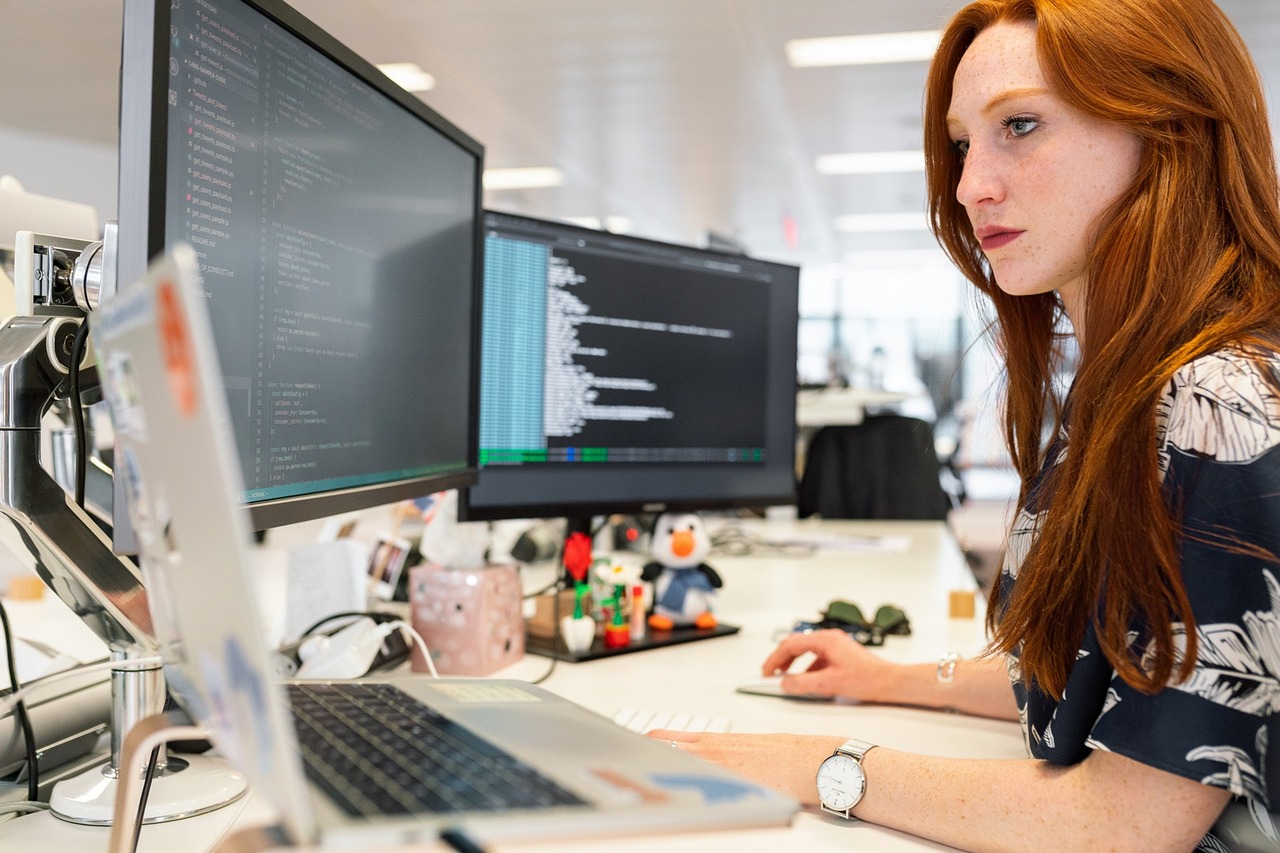 woman, computers, office, working, female, employee, young woman, redhead, girl, workplace, workstation, lcd, monitors, 