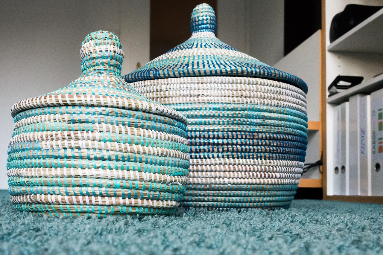 basket, turquoise, white, blue, structure, container, bast, room, order, folder, shelf, carpet, deep pile, sort by, clas